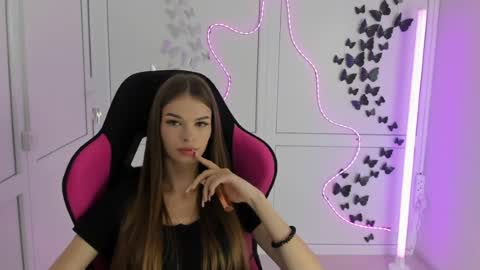 Snapshot of brooklunglow_ chatting on 07.11.26 Vlada online show from 07.11.26