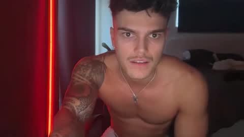 Snapshot of brooklyntay chatting on 02.02.26 BrooklynTay online show from 02.02.26