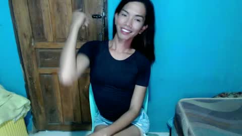 Snapshot of brown_sugar143 chatting on 06.17.26 brown_sugar143 online show from 06.17.26