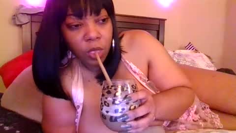 brownroundrenee online show from 01.12.25