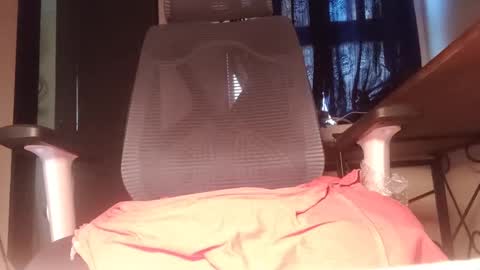 brownuncut3019 online show from 01.18.25