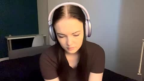 Snapshot of brunaceasor chatting on 05.11.26 Luna online show from 05.11.26