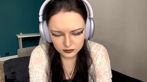 Snapshot of brunaceasor chatting on 05.14.26 Luna online show from 05.14.26