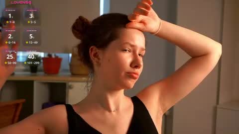 Snapshot of brunaeveritt chatting on 07.14.26 Tess online show from 07.14.26
