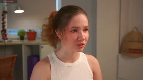 Snapshot of brunaeveritt chatting on 07.15.26 Tess online show from 07.15.26