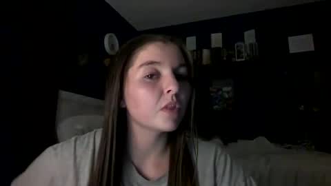 Snapshot of brunettebaby040 chatting on 10.09.25 brunettebaby040 online show from 10.09.25