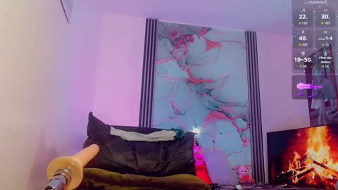 Snapshot of brunettesexy11 chatting on 11.24.25 ChannelR online show from 11.24.25