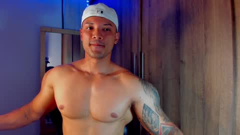 Snapshot of bryan_boy_ chatting on 12.12.24 bryan online show from 12.12.24