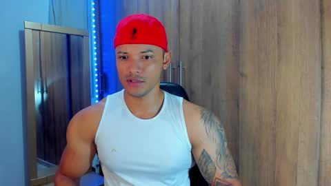 Snapshot of bryan_boy_ chatting on 12.20.24 bryan online show from 12.20.24