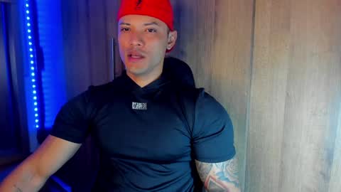 Snapshot of bryan_boy_ chatting on 12.21.24 bryan online show from 12.21.24