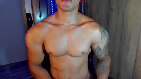 Snapshot of bryan_boy_ chatting on 01.09.25 bryan online show from 01.09.25