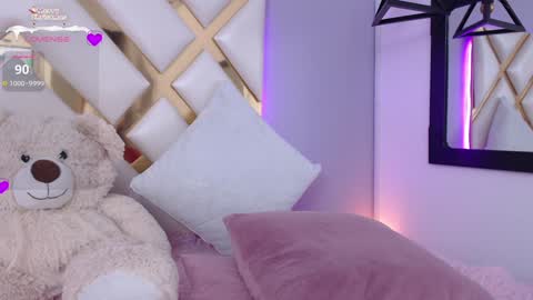 Snapshot of bryananders chatting on 12.17.24 Becky Anders online show from 12.17.24