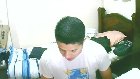 Snapshot of bryanbendy chatting on 12.13.24 bryanbendy online show from 12.13.24