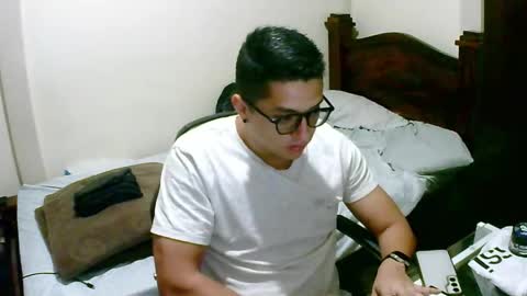 Snapshot of bryanbendy chatting on 03.08.26 bryanbendy online show from 03.08.26