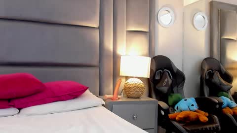 bryannamiller online show from 12.01.25