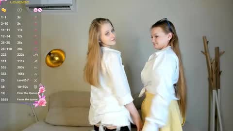 Snapshot of brynrice chatting on 12.10.24 Mary Please help us to reach 120 thumbs up online show from 12.10.24