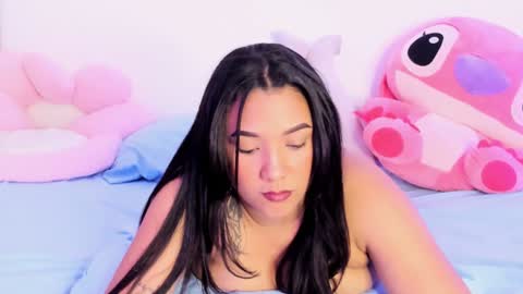 Carly     online show from 01.15.25