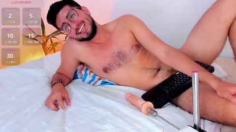 Snapshot of bryperez chatting on 11.15.25 bry online show from 11.15.25