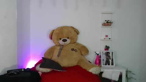 hot online show from 01.07.26