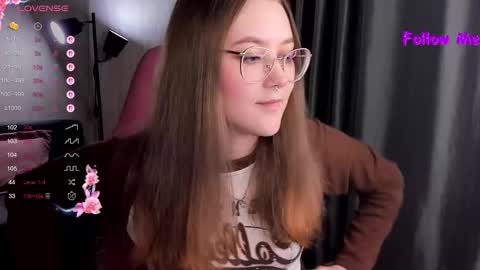 Snapshot of bubble_bunny chatting on 11.23.25 Ruby online show from 11.23.25