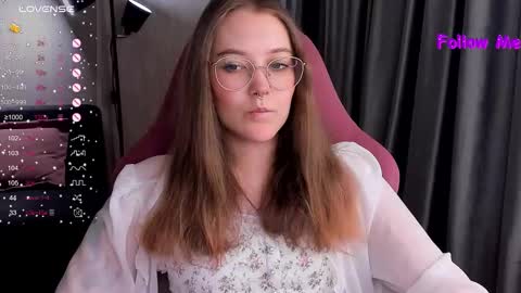 Snapshot of bubble_bunny chatting on 12.04.25 Ruby online show from 12.04.25