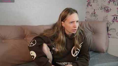 Snapshot of bubblebbb chatting on 10.26.25 Sabrina online show from 10.26.25