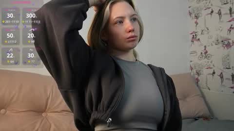 Snapshot of bubblebbb chatting on 11.04.25 Sabrina online show from 11.04.25