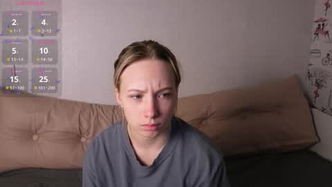 Snapshot of bubblebbb chatting on 12.01.25 Sabrina online show from 12.01.25