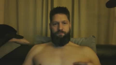 Snapshot of bubblebee1982 chatting on 12.22.24 bubblebee1982 online show from 12.22.24