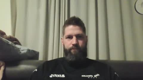 Snapshot of bubblebee1982 chatting on 01.14.25 bubblebee1982 online show from 01.14.25