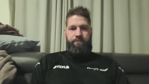 Snapshot of bubblebee1982 chatting on 01.15.25 bubblebee1982 online show from 01.15.25