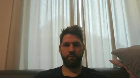 Snapshot of bubblebee1982 chatting on 12.14.25 bubblebee1982 online show from 12.14.25