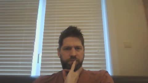 Snapshot of bubblebee1982 chatting on 02.24.26 bubblebee1982 online show from 02.24.26