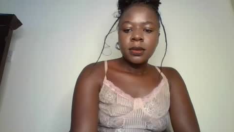 Snapshot of bubblebun_1 chatting on 06.14.26 bubblebun_1 online show from 06.14.26
