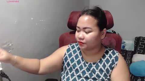 Snapshot of bubblebuttpinay chatting on 02.07.26 Sunshine online show from 02.07.26