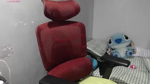 Snapshot of bubblebuttpinay chatting on 02.20.26 Sunshine online show from 02.20.26