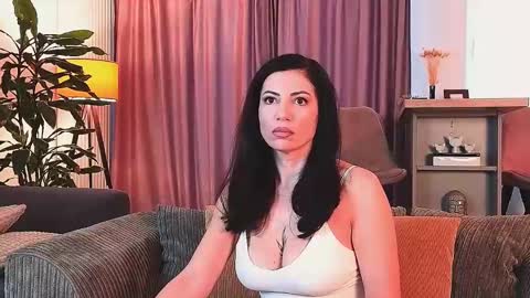 MayaCroft online show from 02.11.25