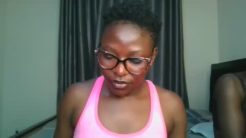 Snapshot of bubbly1_ chatting on 11.07.25 Bubbly online show from 11.07.25