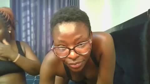 Snapshot of bubbly1_ chatting on 11.25.25 Bubbly online show from 11.25.25