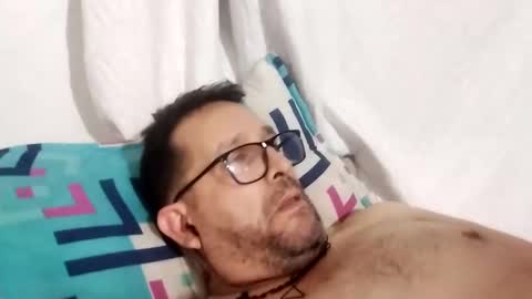 Snapshot of buchs32 chatting on 10.29.25 buchs32 online show from 10.29.25