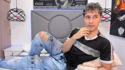 Snapshot of buddy_whitte chatting on 11.15.25 Buddy Whitte online show from 11.15.25