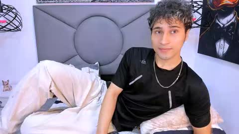 Snapshot of buddy_whitte chatting on 01.10.26 Buddy Whitte online show from 01.10.26