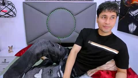 Snapshot of buddy_whitte chatting on 02.26.26 Buddy Whitte online show from 02.26.26