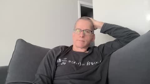 Snapshot of budman004 chatting on 11.04.25 budman004 online show from 11.04.25