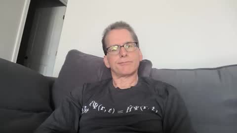 Snapshot of budman004 chatting on 04.18.26 budman004 online show from 04.18.26