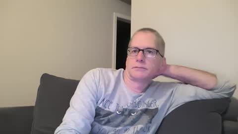 Snapshot of budman004 chatting on 05.24.26 budman004 online show from 05.24.26