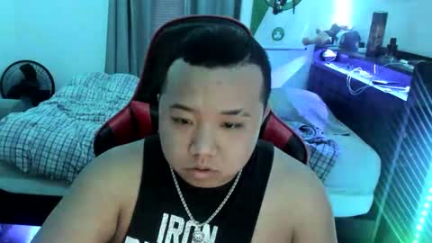 buffsexyman24 online show from 02.24.25