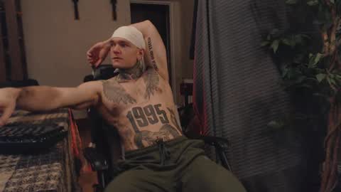 Snapshot of bulatov_x chatting on 02.16.25 Dmitriy online show from 02.16.25