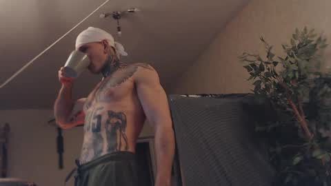 Snapshot of bulatov_x chatting on 02.25.25 Dmitriy online show from 02.25.25