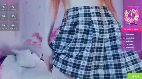 Snapshot of bunny_gaze chatting on 06.27.26 Kira online show from 06.27.26